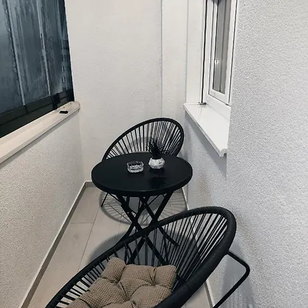 Stan Na Dan - Apartman Kiki